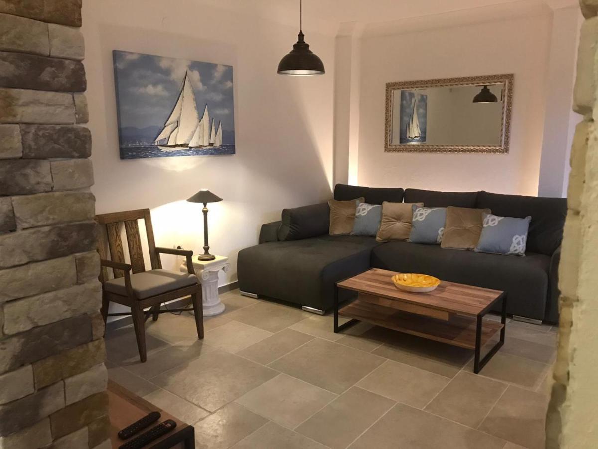 Villa Stella Rose Lustica Bagian luar foto