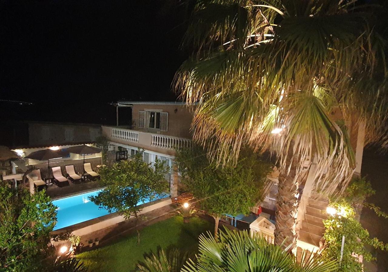 Villa Stella Rose Lustica Bagian luar foto